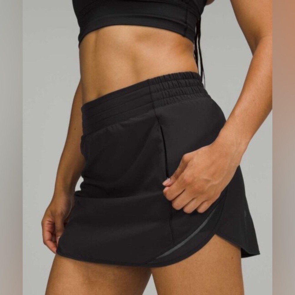 Like New Lululemon Hotty Hot High-Rise Skirt (Workout Skort), Black, 12